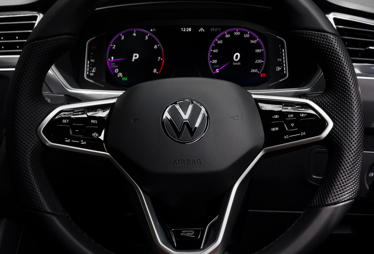 Tiguan Allspace R-Line 2.0 photo slide 12