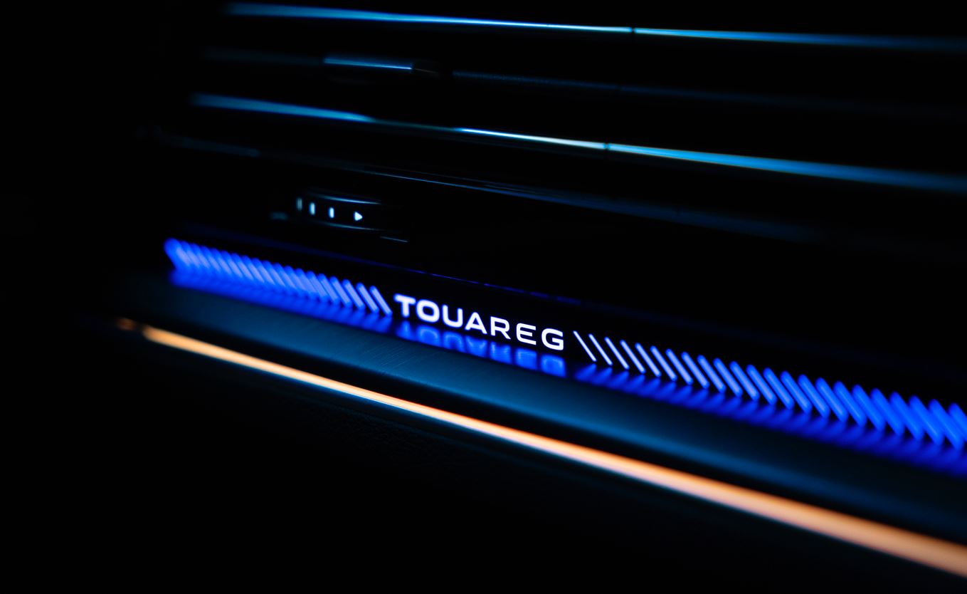 volkswagen touareg R line aircond dashboard